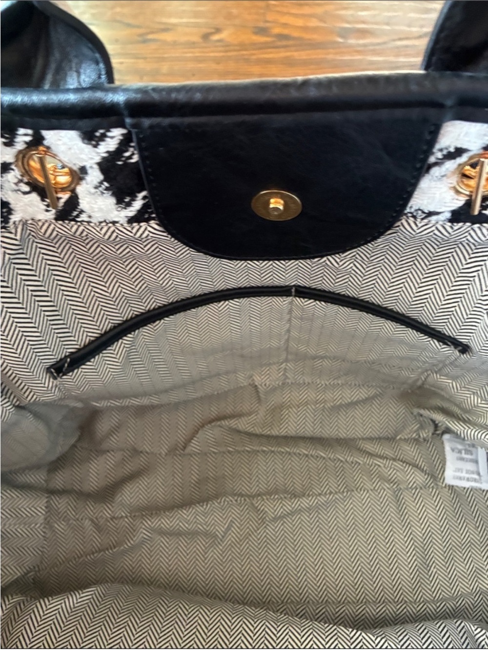 Houndstooth Tote Bag - Picture 2 of 6
